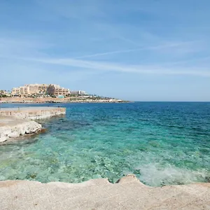 Guest house Shoreline